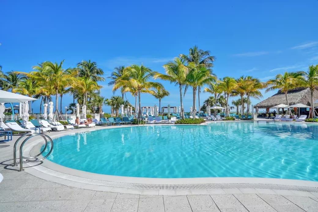 870 - Partial Ocean View Ritz Entire Apartment for rent in Key Biscayne